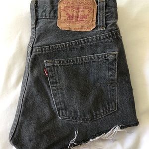 Levi cut off shorts